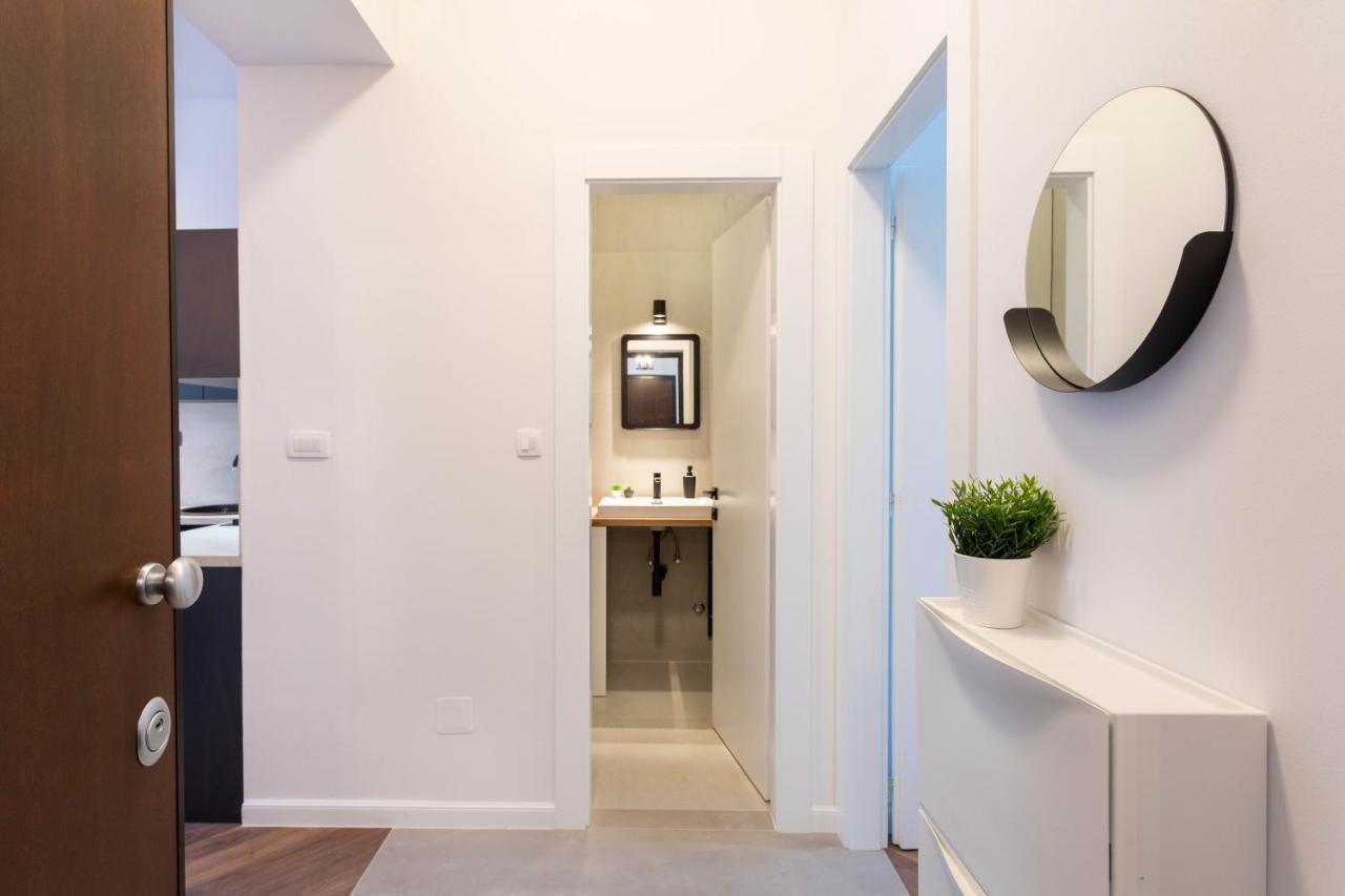 Modern And Design Apartment Near The Main Square 자그레브 외부 사진