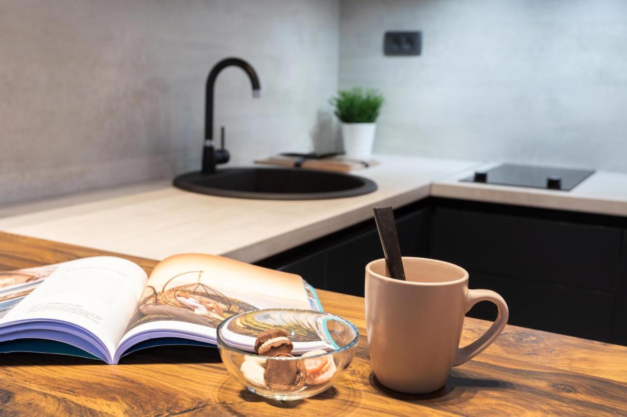 Modern And Design Apartment Near The Main Square 자그레브 외부 사진